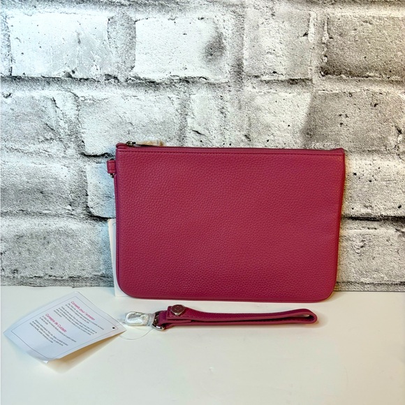 Thirty One Rubie Mini and Wrist Strap. Brand New - Picture 2 of 4